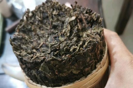 黑茶調(diào)理婦科病，女人喝黑茶好處太多了！