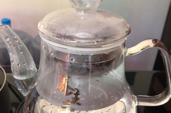 蒸茶和煮茶的區(qū)別，蒸茶和煮茶哪個好