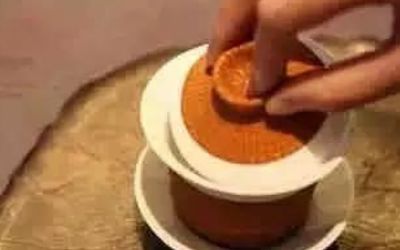 三才蓋碗的正確拿法，三才蓋碗抓碗法圖解