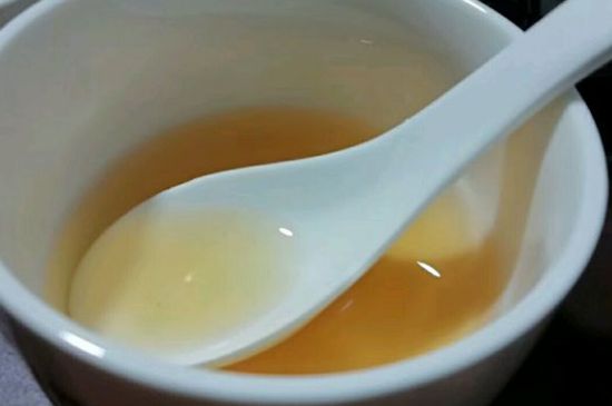 大紅袍第一泡要倒掉嗎，洗茶水需倒掉但第一泡出湯