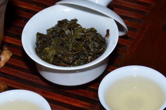 烏龍茶沖泡時(shí)間是多久，怎樣泡烏龍茶