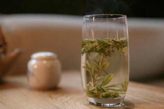 冷泡茶用什么茶葉最好，什么樣的茶適合冷泡？