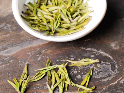 白茶品質(zhì)如何區(qū)分，白茶的優(yōu)劣質(zhì)量辨別方法