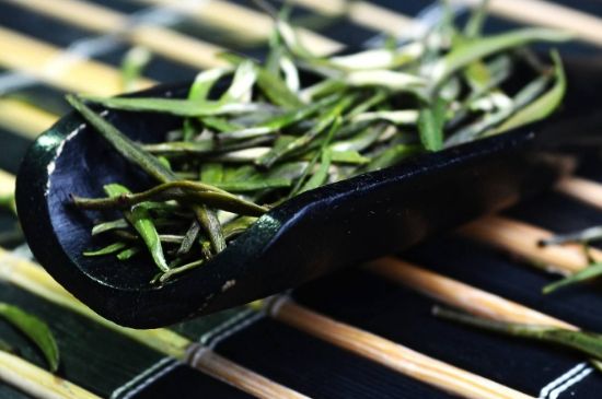 老茶和新茶哪個好，老茶好喝還是新茶好喝