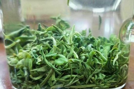 什么茶葉容易放香精，香精茶有什么危害？