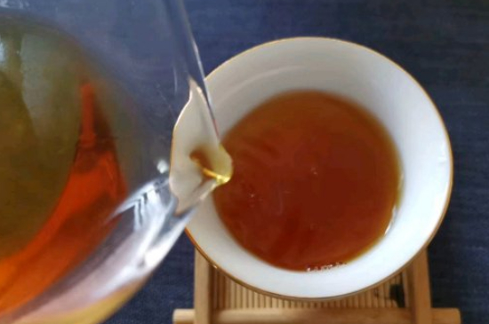 普洱茶十大學(xué)費(fèi)茶排名，吉普H是學(xué)費(fèi)茶？