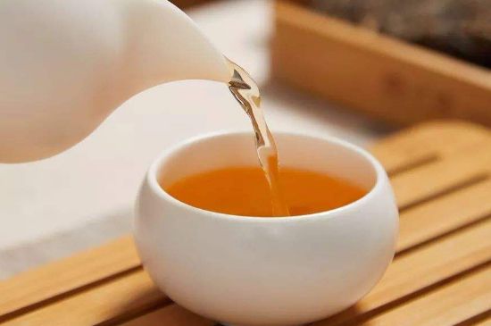 泡好的茶水放冰箱能保存多久，泡好的茶冷藏放多久？