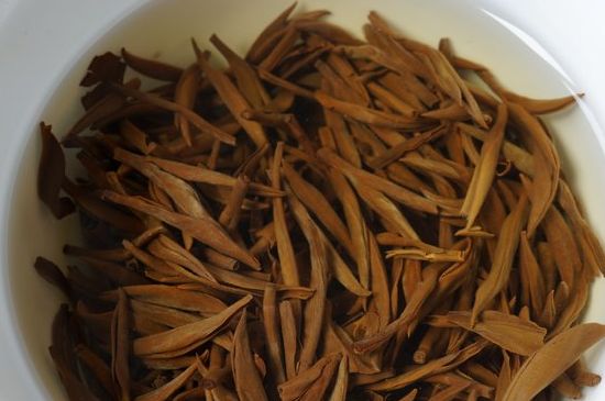 好壞金駿眉圖片對比，怎么挑選金駿眉茶葉
