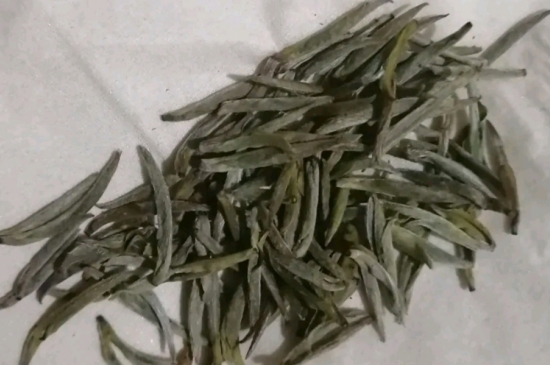 過期茶葉的八大妙用，過期的陳茶葉還能干什么用？
