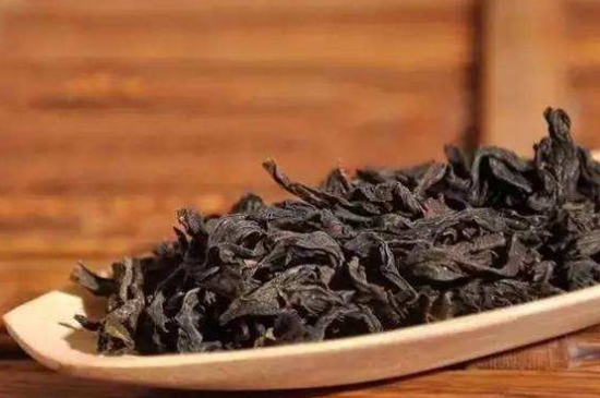 怎樣炭焙巖茶？揭秘武夷巖茶的炭焙技藝