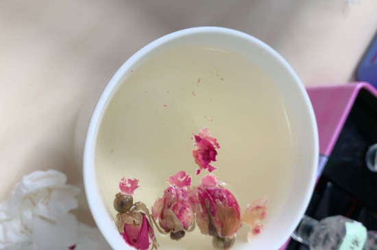 玫瑰花泡水喝的9大禁忌，喝玫瑰花茶有什么禁忌