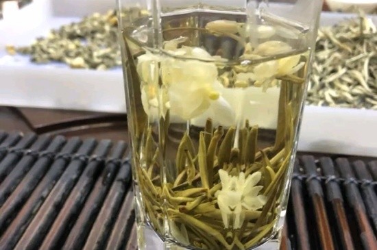 茉莉花花茶能煮嗎，喝茉莉花茶適合煮好還是泡好？