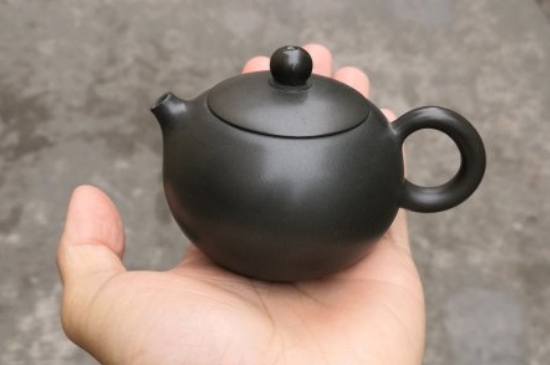 泡茶用坭興陶和紫砂壺哪個好，紫砂壺比坭興陶壺好嗎？
