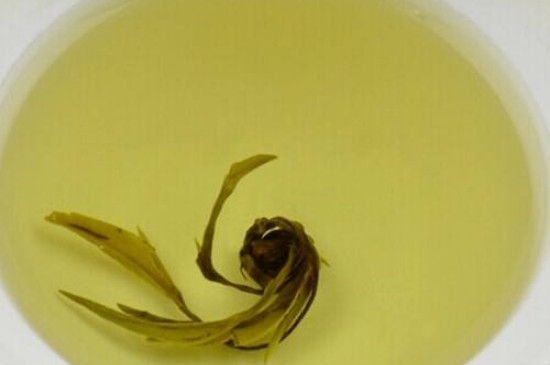茉莉龍珠茶男人能喝嗎，男性夏季可以喝龍珠茶嗎