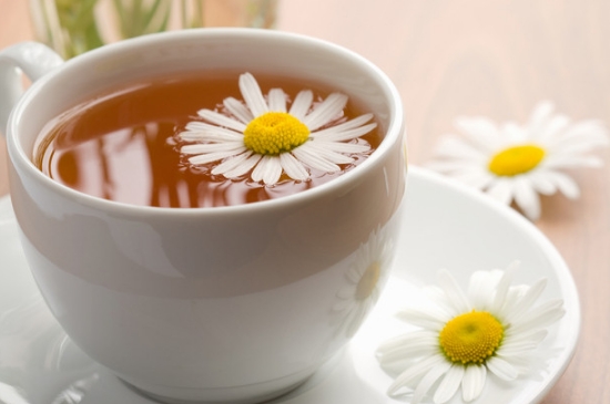 經(jīng)常菊花泡水好嗎，喝菊花茶有什么好處？