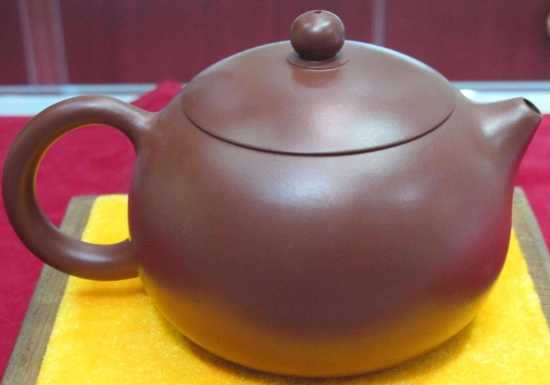 宜興紫砂壺四大經(jīng)典壺型叫什么，傳統(tǒng)紫砂四大名壺介紹