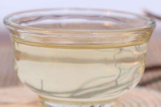 茉莉龍珠什么季節(jié)喝，夏天適合喝茉莉龍珠茶