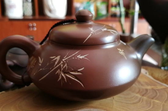 坭興陶主要泡什么茶，廣西坭興陶壺適合泡哪些茶？