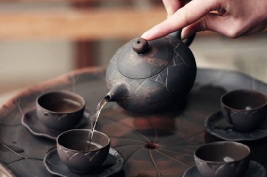坭興陶主要泡什么茶，廣西坭興陶壺適合泡哪些茶？
