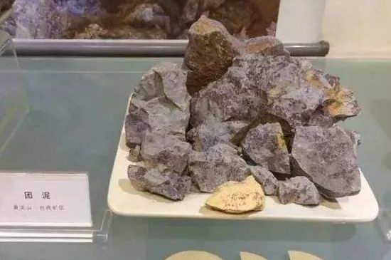 一把真正的本山綠泥壺最低多少錢(qián)，什么價(jià)格能買(mǎi)到本山綠泥紫砂壺？