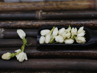 茉利花茶有什么功效作用，不適合什么人喝？