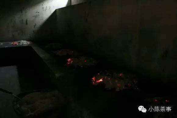 怎樣炭焙巖茶？揭秘武夷巖茶的炭焙技藝