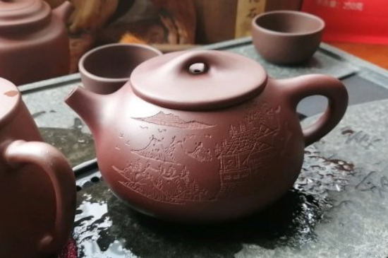 紫砂開壺和不開壺的區(qū)別，<a href=http://www.mafuwang.com/chaju/zisha/ target=_blank class=infotextkey>紫砂壺開壺</a>的正確方法及開壺建議