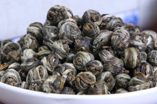 茉莉龍珠一次泡幾顆，茉莉龍珠一一杯放幾顆