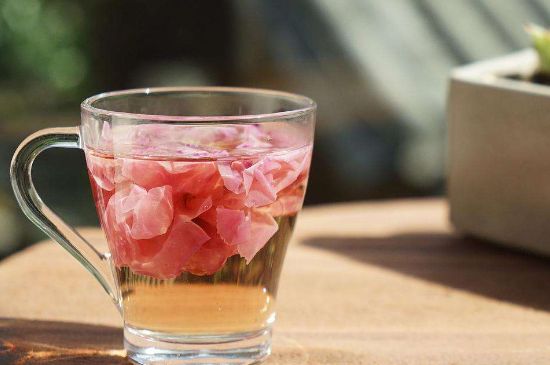 玫瑰花茶和什么搭配好，玫瑰花茶的搭配大全！