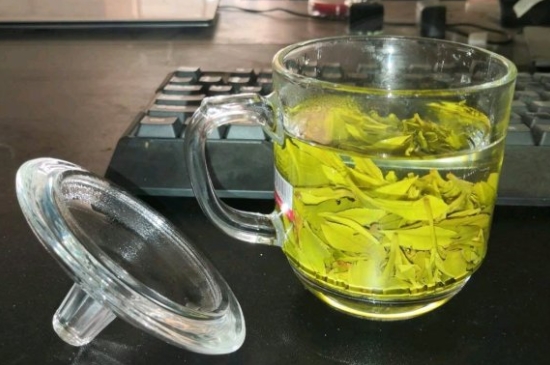 常見的七大材質(zhì)的茶具優(yōu)缺點(diǎn)，用什么材質(zhì)的茶具泡茶最好？