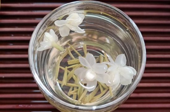 茉莉泡水禁忌，喝茉莉茶葉有什么禁忌