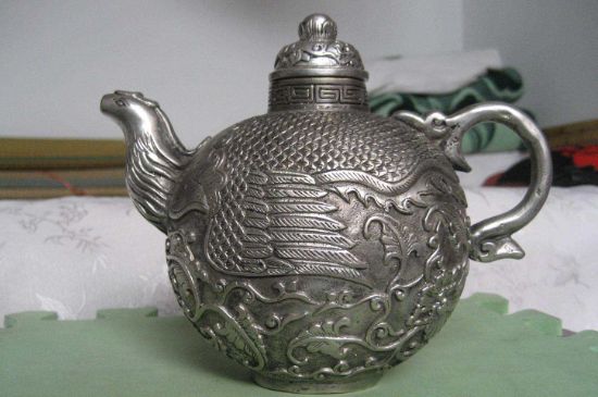 銀壺泡茶后為什么會(huì)變黑，銀壺內(nèi)膽發(fā)黑怎么辦