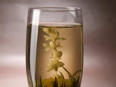 女孩喝茉莉茶的好處，茉莉花茶女生喝好嗎？