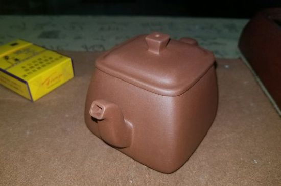 手工紫砂壺和模具壺有什么區(qū)別，快速鑒別手工壺模具壺