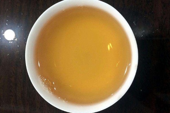 白茶三年為藥七年為寶的原理，為什么說(shuō)一年茶三年藥七年寶？
