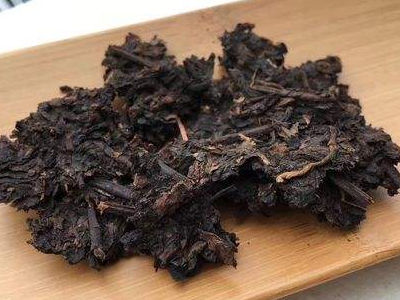 黑茶的功效與作用，長期喝黑茶有什么功效？
