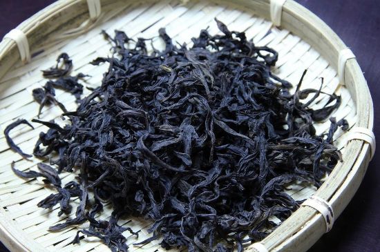母樹大紅袍給誰喝了，為什么母樹大紅袍叫三棵六株？