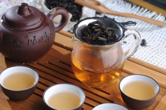 母樹大紅袍給誰喝了，為什么母樹大紅袍叫三棵六株？