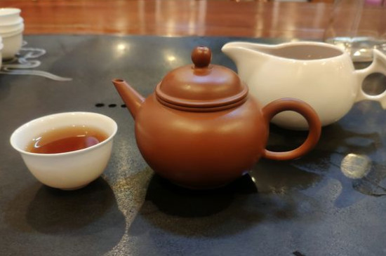 大紅袍煙熏味是好茶嗎，能不能喝對(duì)人體有壞處嗎